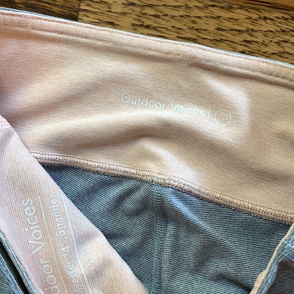 EUC Outdoor Voices Tri-Color legging - Picture 2 of 5